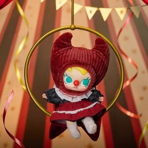 Pop Mart WHY SO SERIOUS Series-Vinyl Plush Pendant Crimson Dancer New Sealed